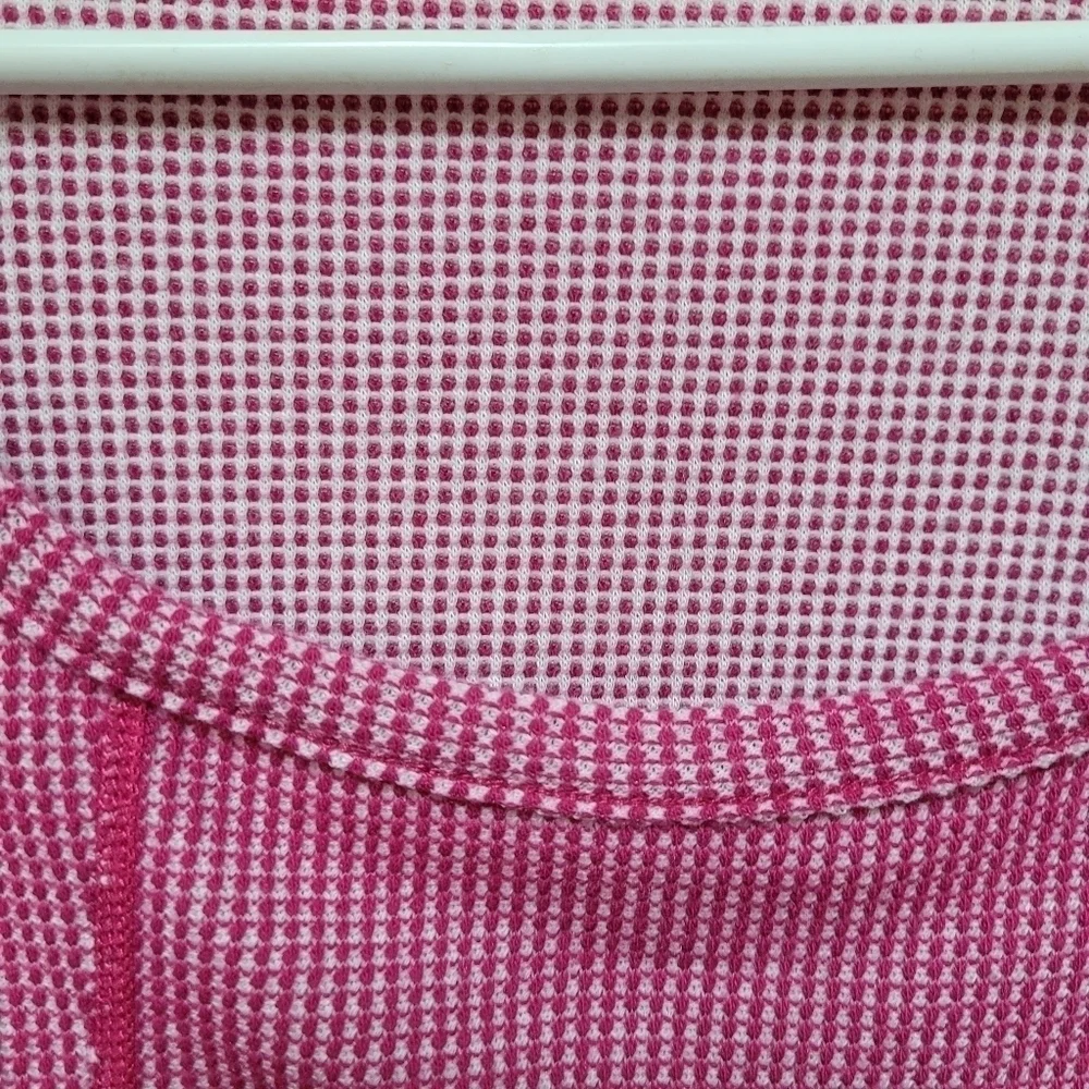 Reversible waffle knit top - Picture 3 of 5